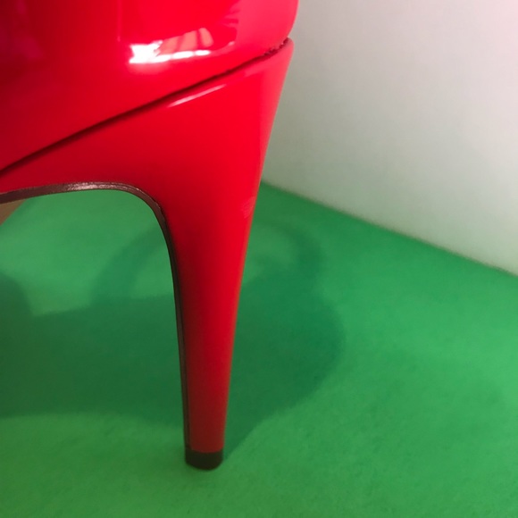 Madden Girl red Heels - Picture 4 of 8